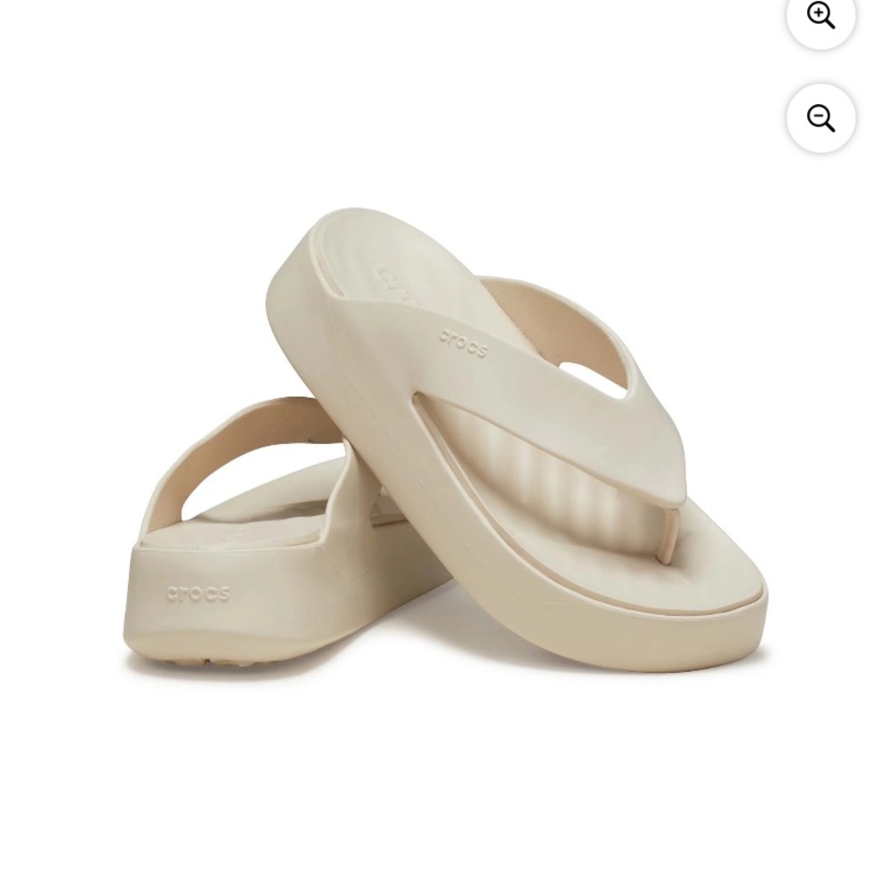 Crocs Women's Cream Sandals